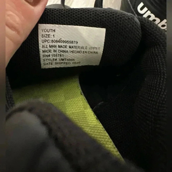 Runic Soccer Futbol Cleats Size 1.5 Youth Black Gold Unisex Low Top Lace Up - Picture 12 of 12